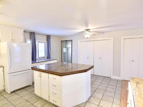 B 58119 Rr 90, Rural St. Paul County, AB - Indoor Photo Showing Kitchen