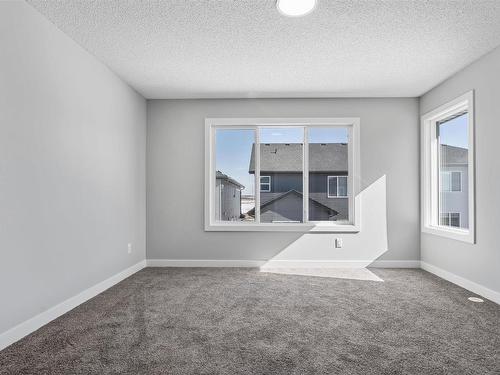 1311 16 Street, Edmonton, AB - Indoor Photo Showing Other Room