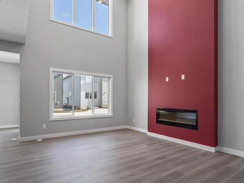 1311 16 Street, Edmonton, AB - Indoor With Fireplace