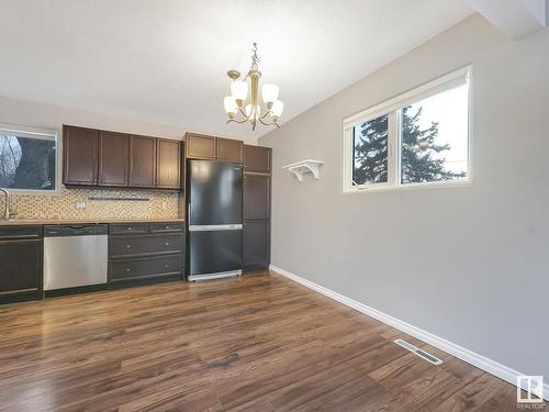 22 Belmont Drive, St. Albert, AB - Indoor Photo Showing Kitchen