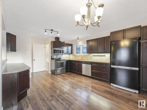 22 Belmont Drive, St. Albert, AB - Indoor Photo Showing Kitchen