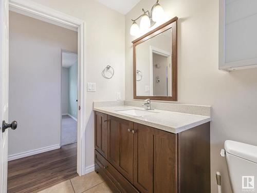 22 Belmont Drive, St. Albert, AB - Indoor Photo Showing Bathroom