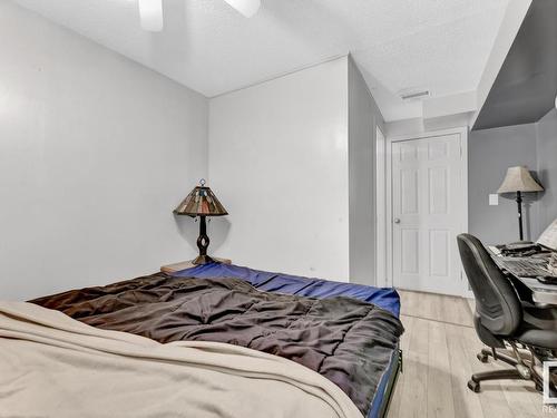 12320 86 Street, Edmonton, AB - Indoor Photo Showing Bedroom