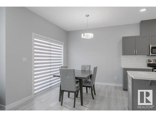 215 41 Avenue, Edmonton, AB - Indoor