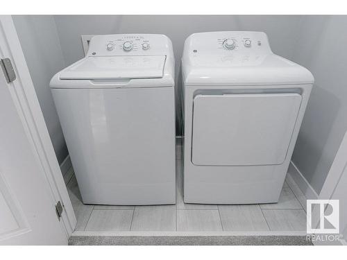 215 41 Avenue, Edmonton, AB - Indoor Photo Showing Laundry Room