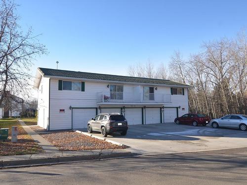 5307 49 Avenue, Barrhead, AB 