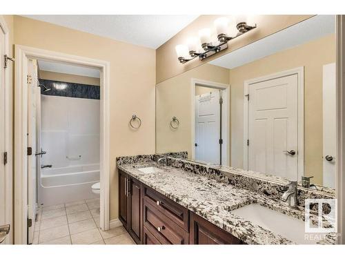 1004 Wildwood Court, Edmonton, AB - Indoor Photo Showing Bathroom