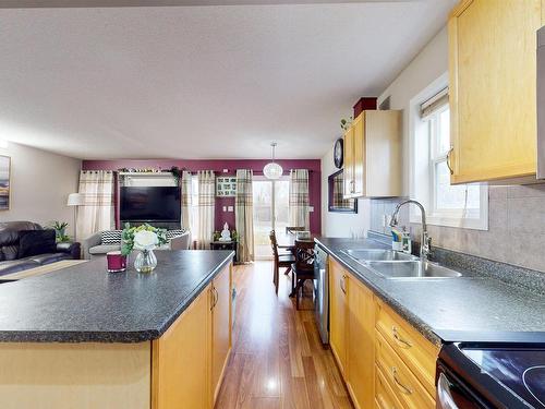 2031 Hammond Cl, Edmonton, AB - Indoor Photo Showing Kitchen With Double Sink