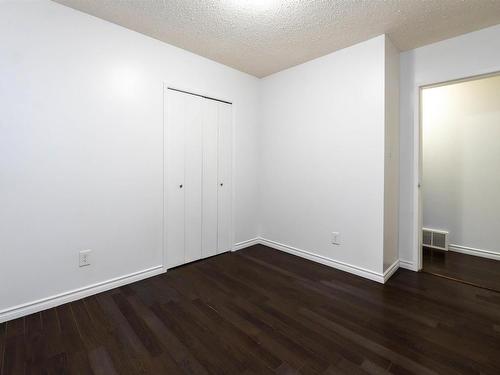 13411 61 Street, Edmonton, AB - Indoor Photo Showing Other Room