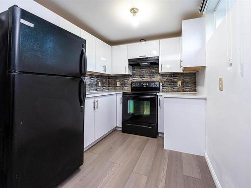 13411 61 Street, Edmonton, AB - Indoor Photo Showing Kitchen