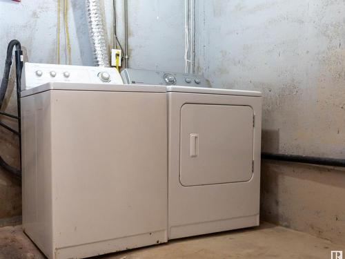 13411 61 Street, Edmonton, AB - Indoor Photo Showing Laundry Room