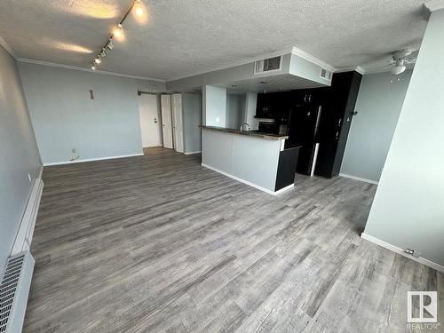 2205 9909 104 Street, Edmonton, AB - Indoor