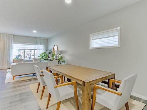 19412 25 Av Nw, Edmonton, AB 