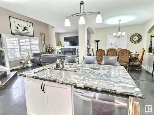 21928 97 Avenue, Edmonton, AB - Indoor Photo Showing Kitchen With Double Sink With Upgraded Kitchen