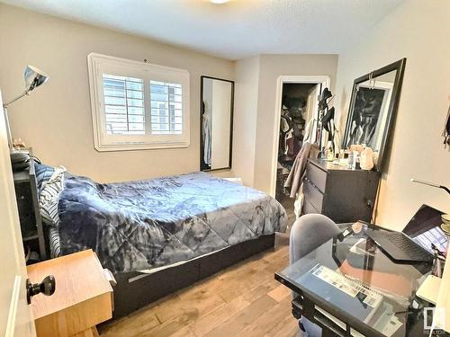 21928 97 Avenue, Edmonton, AB - Indoor Photo Showing Bedroom