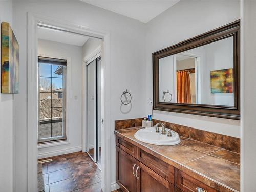 104 Linksview Drive, Spruce Grove, AB - Indoor Photo Showing Bathroom