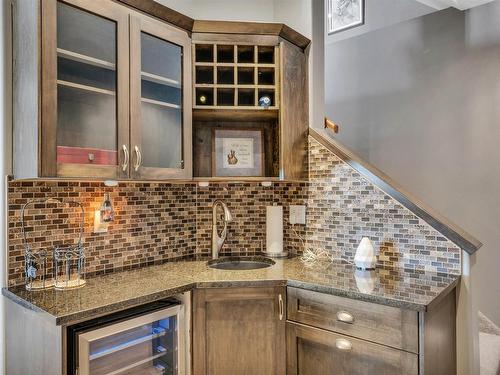 104 Linksview Drive, Spruce Grove, AB - Indoor Photo Showing Kitchen