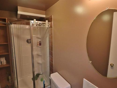 23212 Twp Rd 484, Rural Leduc County, AB - Indoor Photo Showing Bathroom