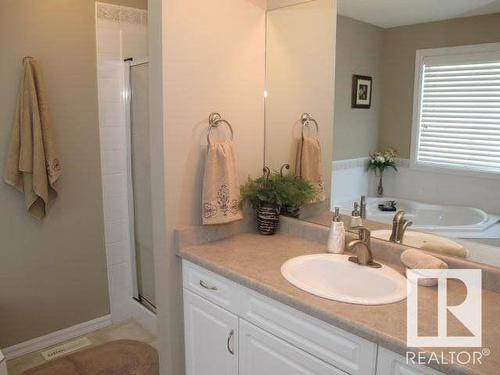 61 Cavan Crescent, Sherwood Park, AB - Indoor Photo Showing Bathroom