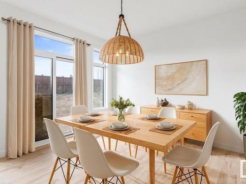 130 Canter Wynd, Sherwood Park, AB - Indoor Photo Showing Dining Room