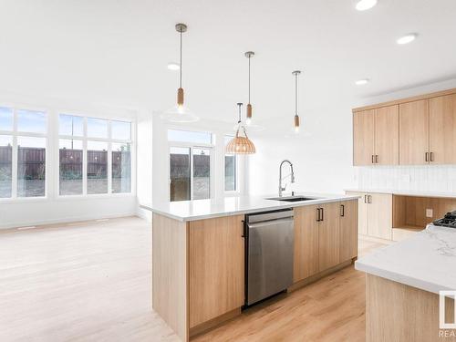 130 Canter Wynd, Sherwood Park, AB - Indoor Photo Showing Kitchen With Upgraded Kitchen