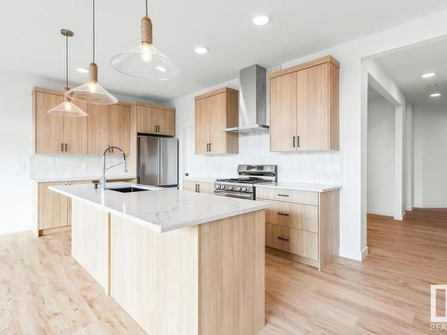 130 Canter Wynd, Sherwood Park, AB - Indoor Photo Showing Kitchen With Upgraded Kitchen