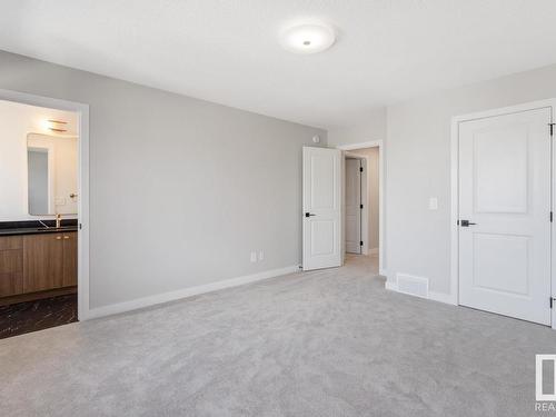 126 Canter Wynd, Sherwood Park, AB - Indoor Photo Showing Other Room