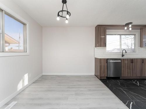 12431 51 Street, Edmonton, AB - Indoor