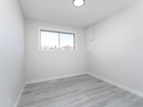 12431 51 Street, Edmonton, AB - Indoor Photo Showing Other Room