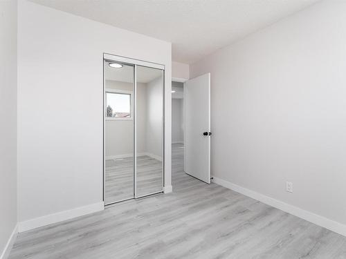 12431 51 Street, Edmonton, AB - Indoor Photo Showing Other Room