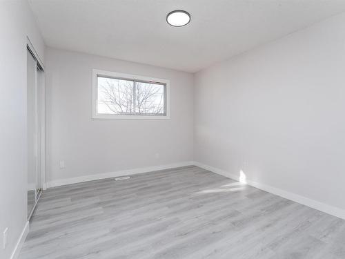 12431 51 Street, Edmonton, AB - Indoor Photo Showing Other Room