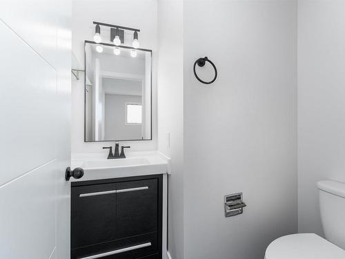 12431 51 Street, Edmonton, AB - Indoor Photo Showing Bathroom