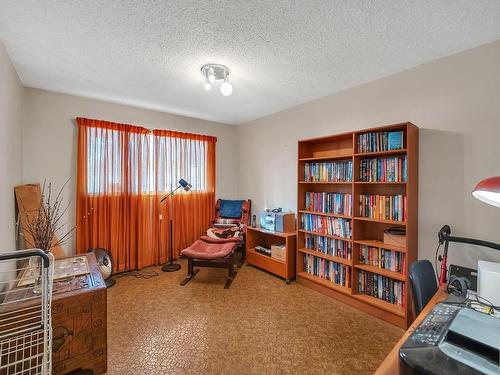 2011 89 St Nw, Edmonton, AB 