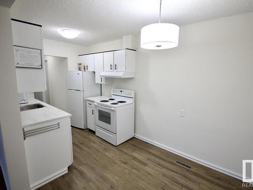 8311 29 Avenue, Edmonton, AB - Indoor Photo Showing Kitchen