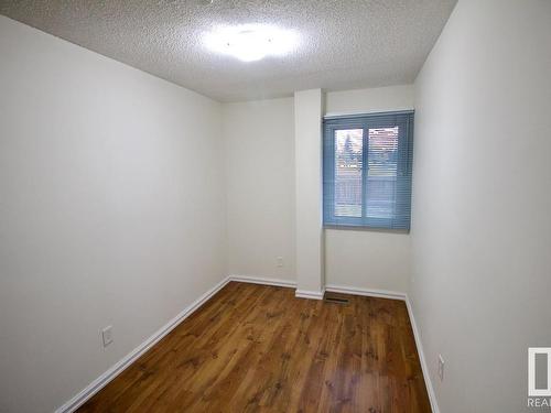 8311 29 Avenue, Edmonton, AB - Indoor Photo Showing Other Room