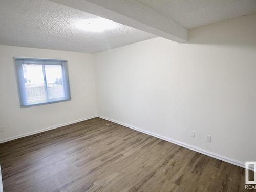 8311 29 Avenue, Edmonton, AB - Indoor Photo Showing Other Room