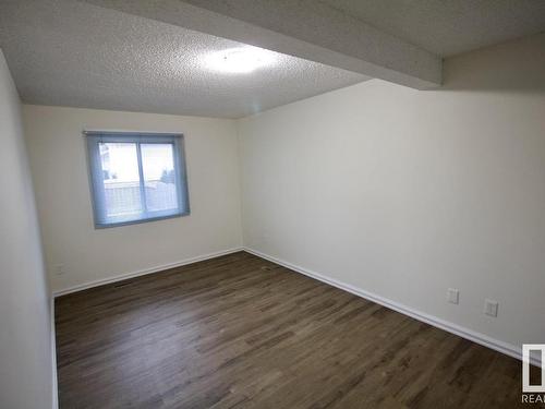 8311 29 Avenue, Edmonton, AB - Indoor Photo Showing Other Room