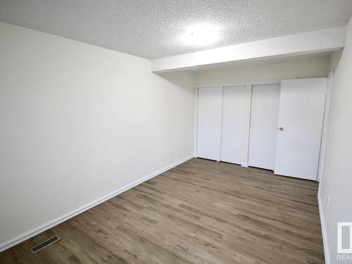 8311 29 Avenue, Edmonton, AB - Indoor Photo Showing Other Room