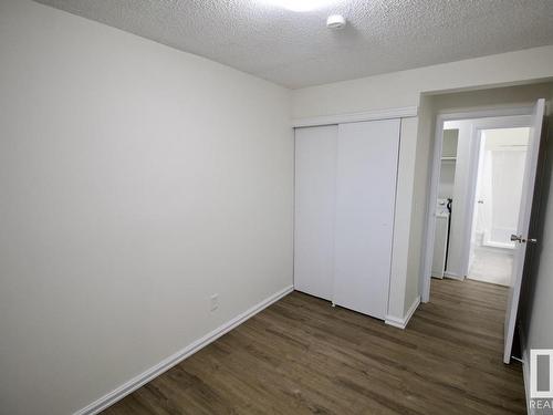 8311 29 Avenue, Edmonton, AB - Indoor Photo Showing Other Room