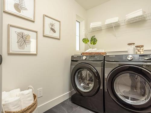 4036 208 Street, Edmonton, AB - Indoor Photo Showing Laundry Room