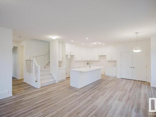 20804 20 Avenue, Edmonton, AB - Indoor Photo Showing Kitchen