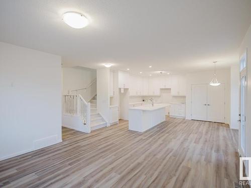 20804 20 Avenue, Edmonton, AB - Indoor Photo Showing Kitchen