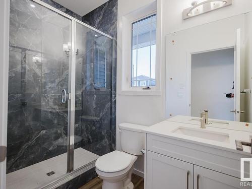 20804 20 Avenue, Edmonton, AB - Indoor Photo Showing Bathroom