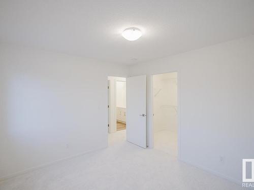 20804 20 Avenue, Edmonton, AB - Indoor Photo Showing Other Room