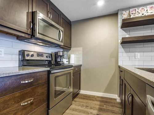 223 5504 Schonsee Drive Nw, Edmonton, AB - Indoor Photo Showing Kitchen