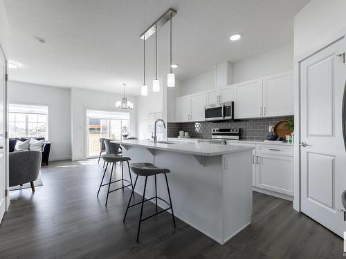 5240 Kinney Place, Edmonton, AB - Indoor Photo Showing Kitchen With Upgraded Kitchen