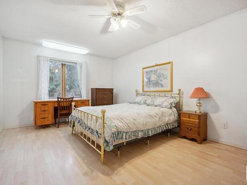 51252 Rge Road 210A, Rural Strathcona County, AB - Indoor Photo Showing Bedroom