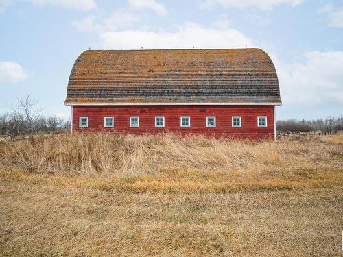 51252 Rge Road 210A, Rural Strathcona County, AB - Outdoor