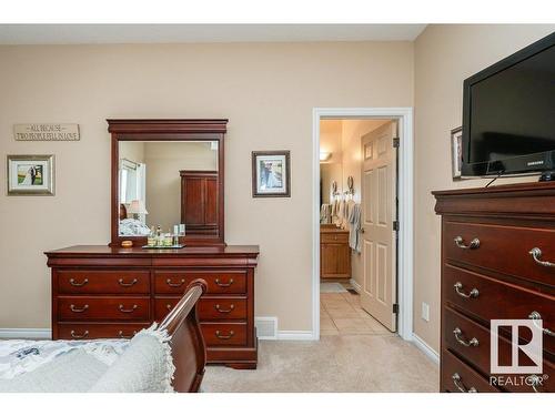 6 Woods Court, Leduc, AB - Indoor Photo Showing Bedroom