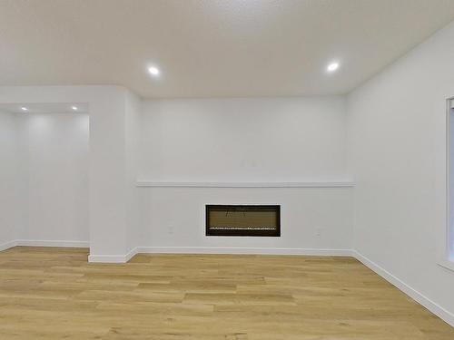 28 10 Salisbury Way, Sherwood Park, AB - Indoor Photo Showing Other Room With Fireplace